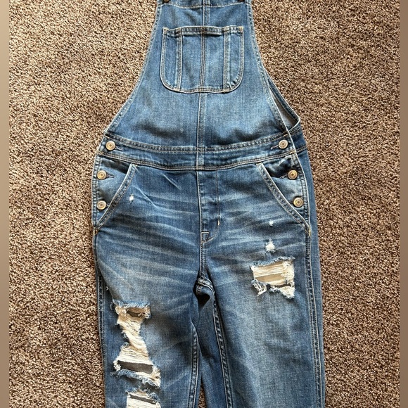 American Eagle Tomgirl Overalls - Picture 2 of 5